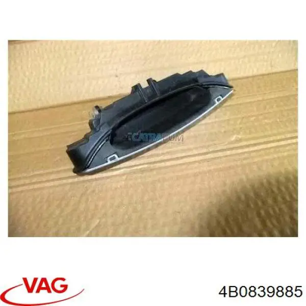 Soporte de manija exterior de puerta derecha 4B0839885 VAG
