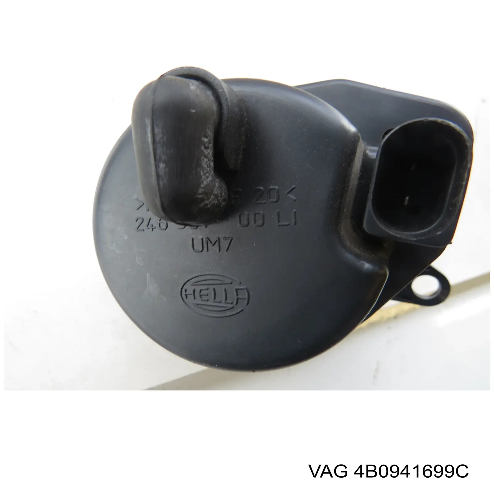 Luz antiniebla izquierdo 24655500 VAG