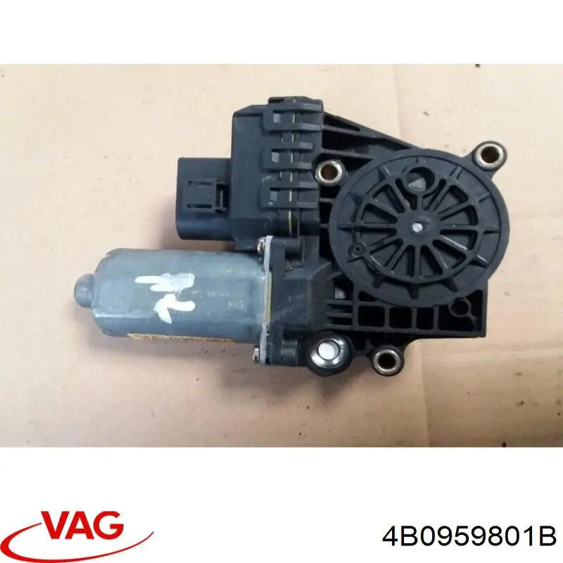 Comprar 4B0959801B VAG Motor del elevalunas de la puerta trasera izquierda