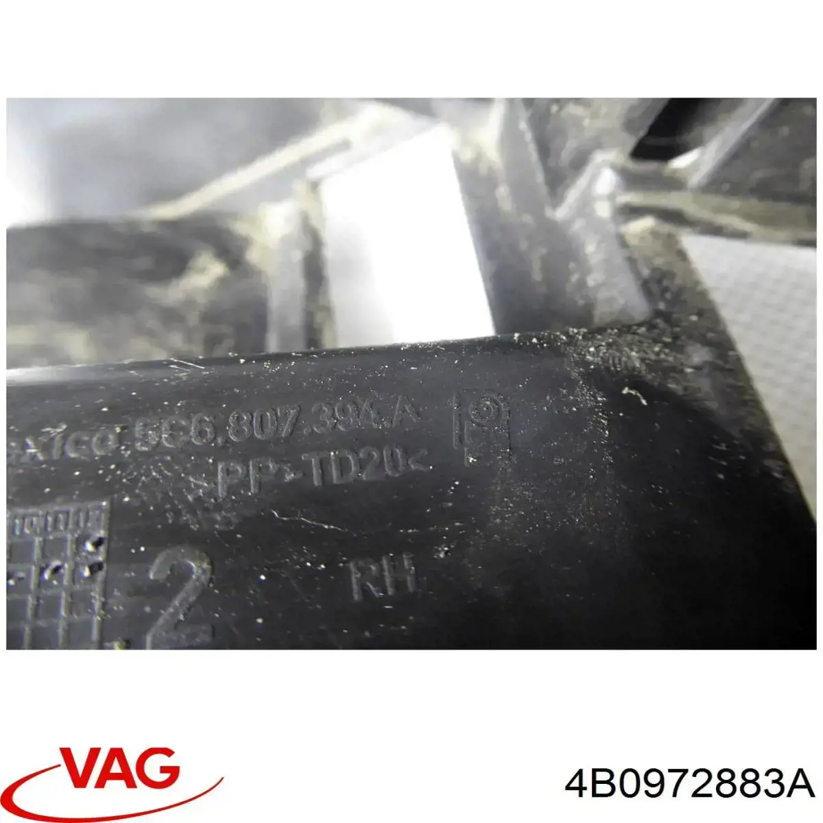 Conector universal VAG 4B0972883A precio, desde 30,16 EUR