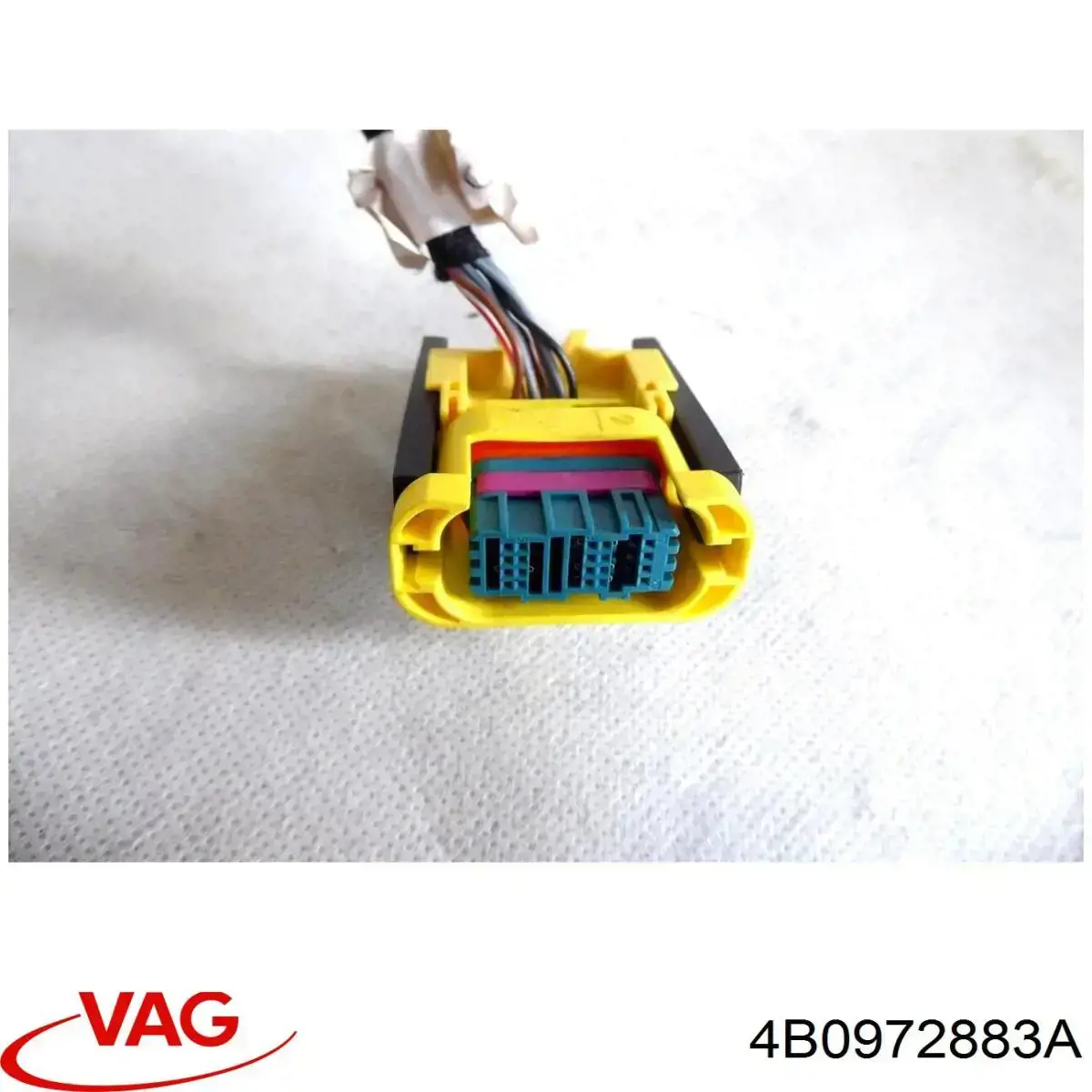 Conector universal Mercedes 0065404281 precio, desde 30,16 EUR