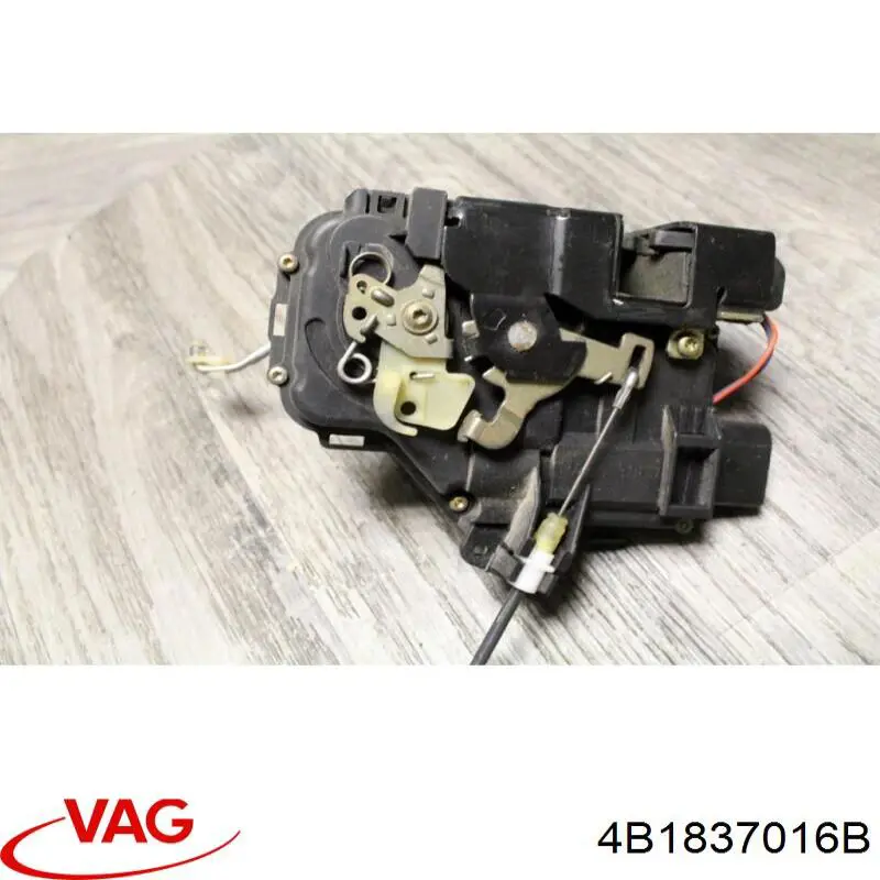 Comprar 4B1837016B VAG Cerradura de puerta delantera derecha