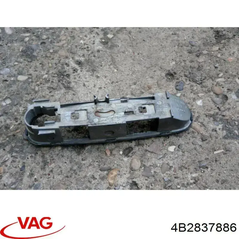 Comprar 4B2837886 VAG Soporte de manija exterior de puerta trasera derecha