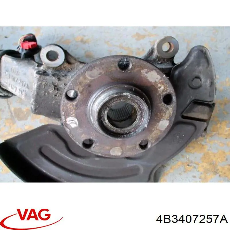 Mangueta delantera izquierda VAG 4B3407257A precio, desde 286,07 EUR