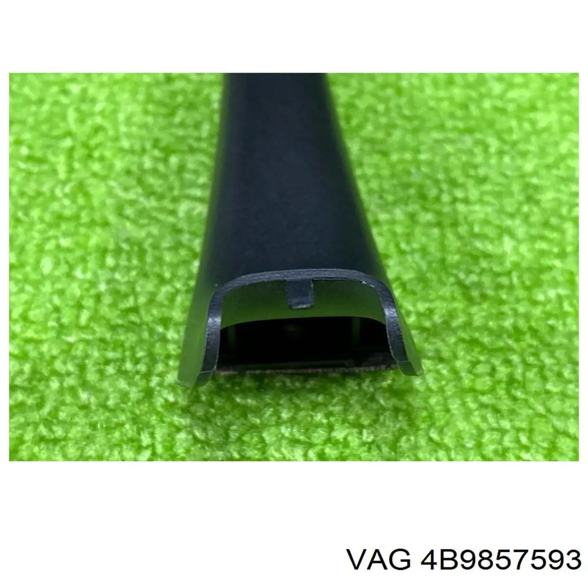 4B9857593 VAG 