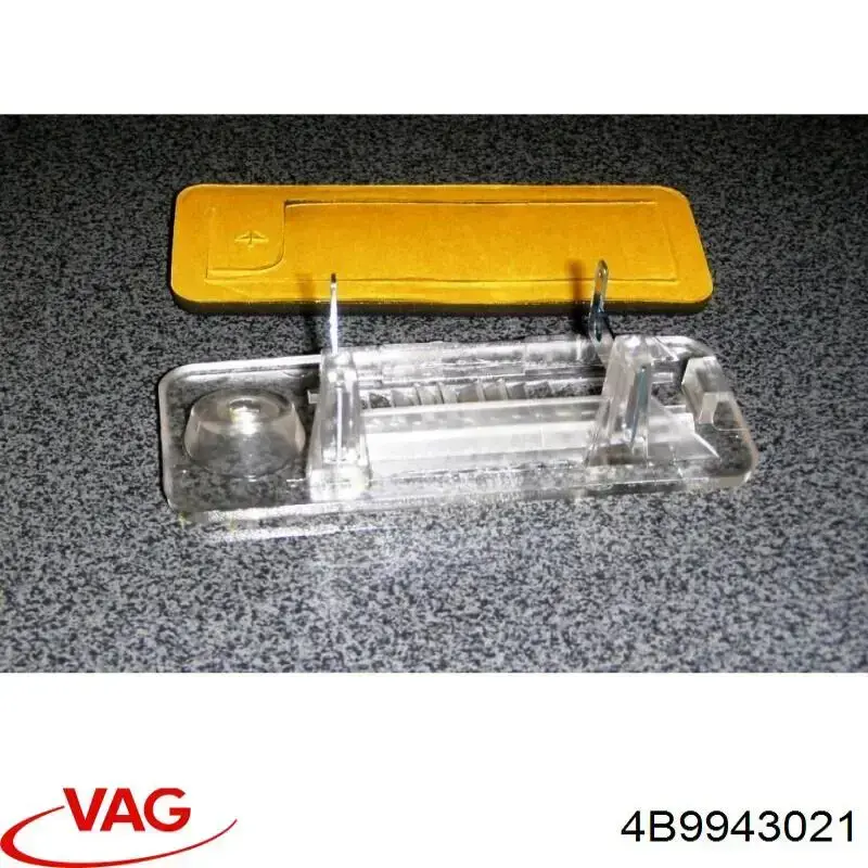 Luz matricula 4B9943021 VAG