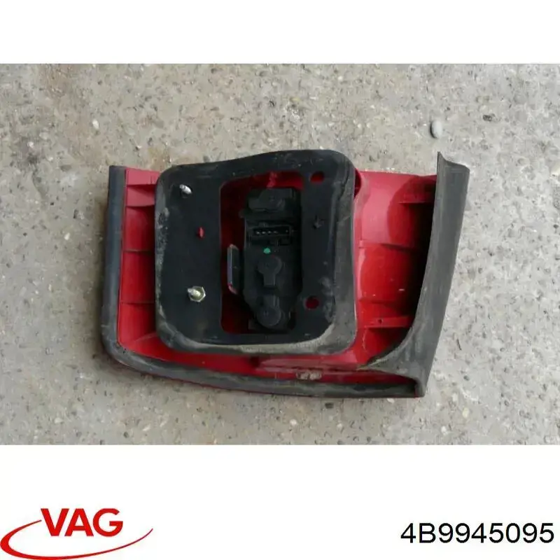 4B9945095 VAG 
