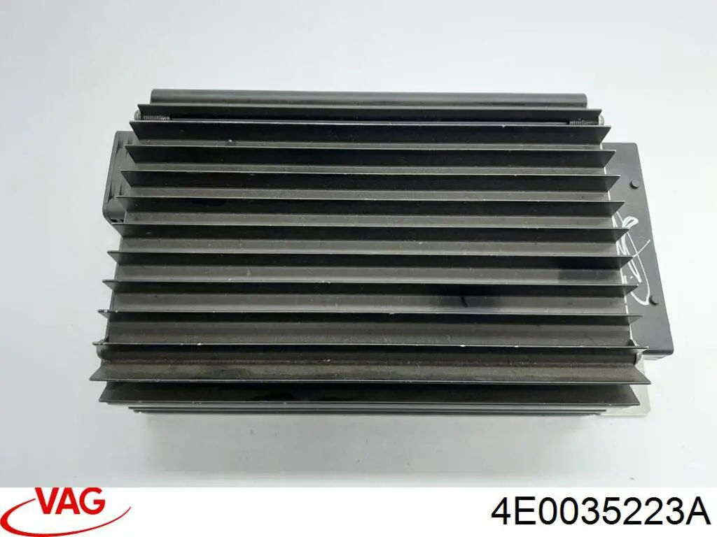 Amplificador de sonido del sistema de audio VAG 4E0910223G precio, desde 81,31 EUR