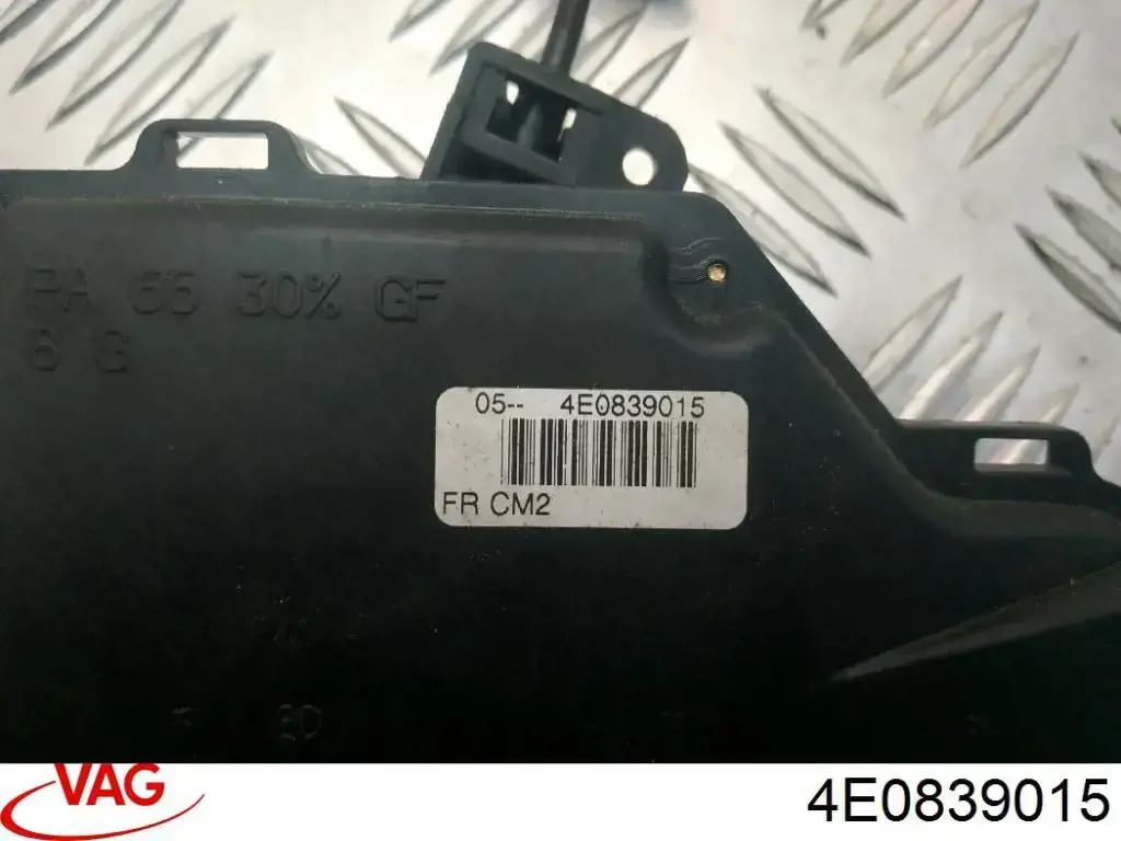 4E0839015 VAG Cerradura de puerta trasera izquierda