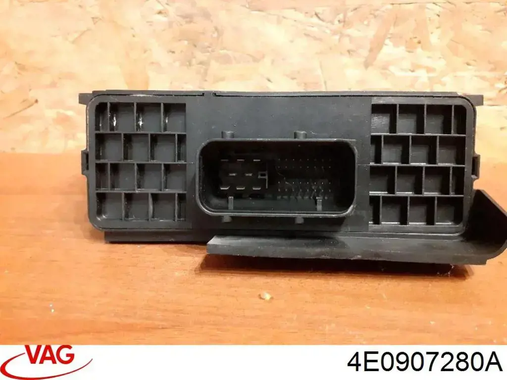Comprar 4E0907280A VAG Módulo de control de red de a bordo