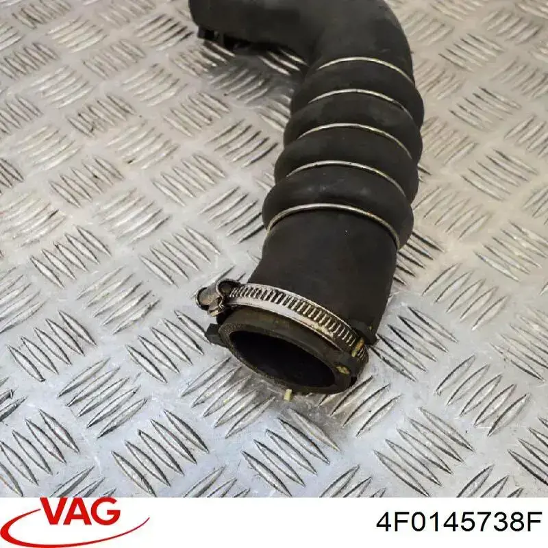 Tubo intercooler 4F0145738F VAG