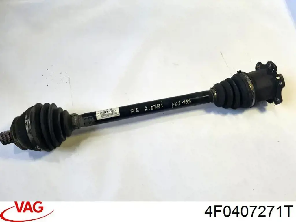 Semieje delantero izquierdo 4F0407271T VAG