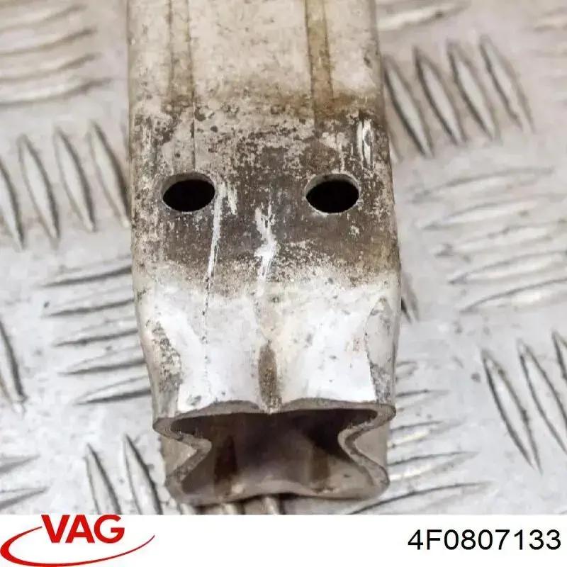 Soporte del refuerzo del parachoques delantero VAG 4F0807133 precio, desde 41,91 EUR