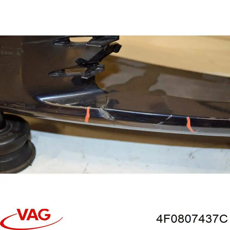 4F0807437C VAG Paragolpes delantero