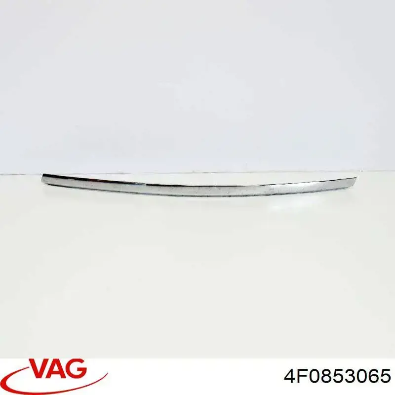 Comprar 4F0853065 VAG Moldura de parachoques delantera izquierda