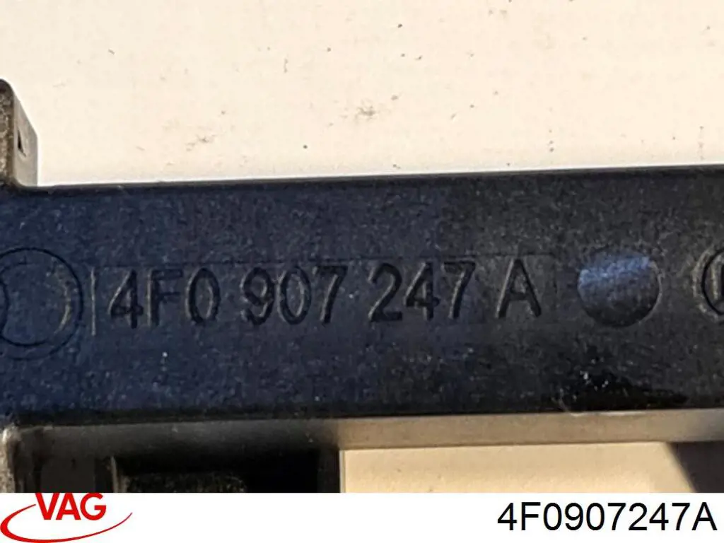 Antena 4F0907247A VAG