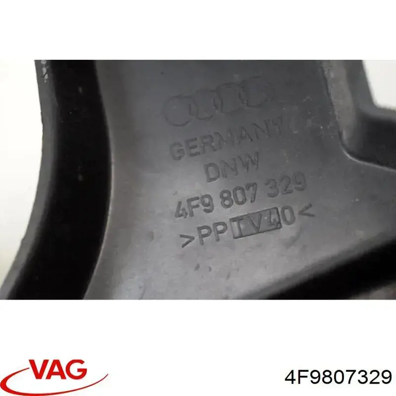 Soporte central del parachoques trasero 4F9807329 VAG