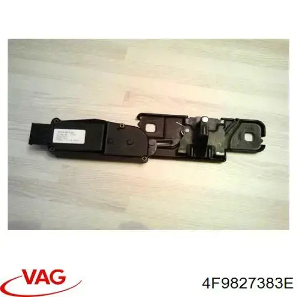 Comprar 4F9827383E VAG Motor de apertura/cierre del cierre del maletero (puerta trasera 3/5)