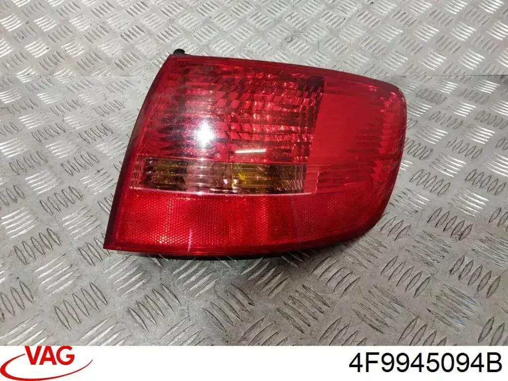 43328 VALEO Piloto trasero interior derecho