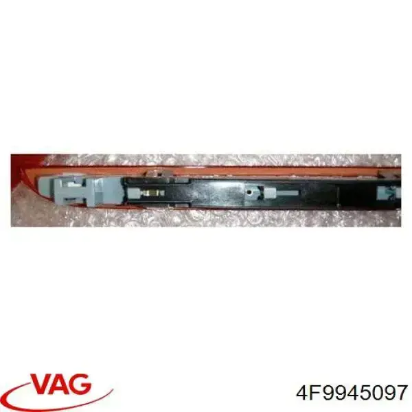 Tercera luz de freno 4F9945097 VAG