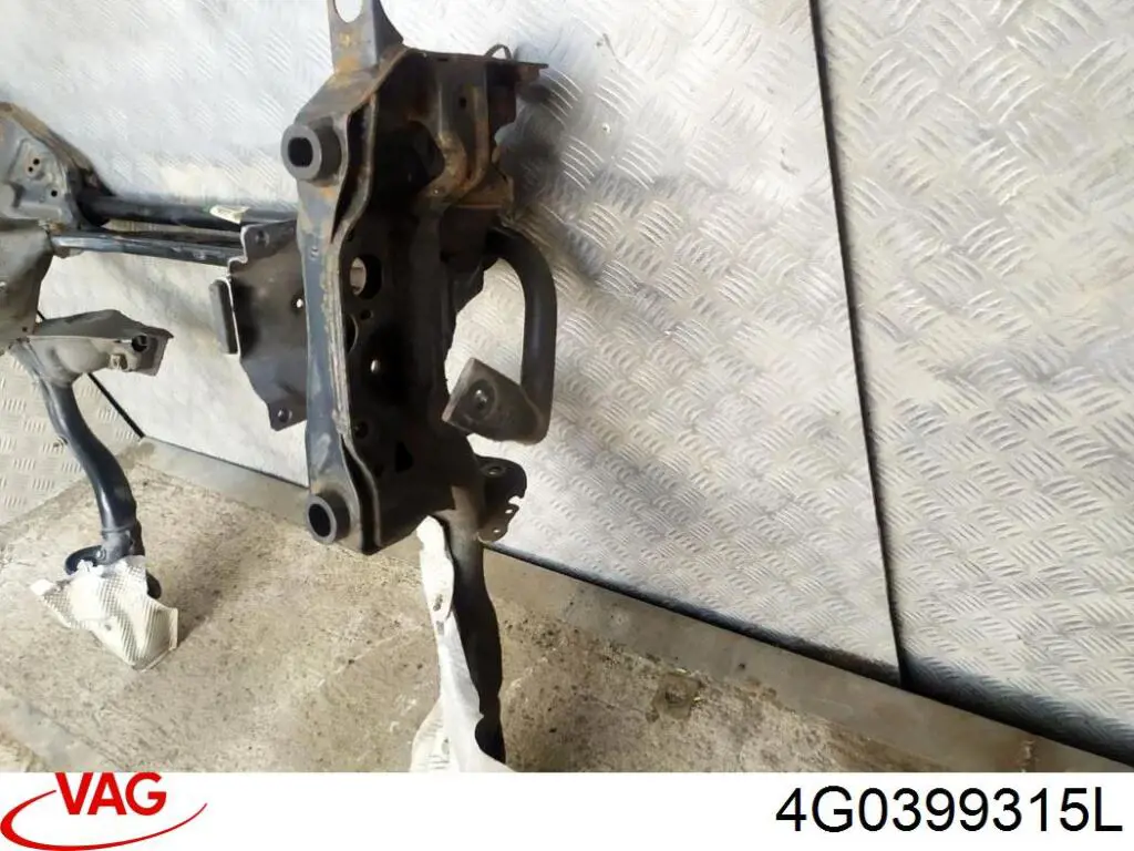 Subchasis delantero soporte motor 4G0399315K VAG