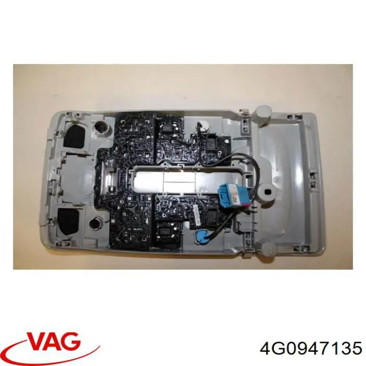 Luz de techo interior (cabina) VAG 4G0947135 precio, desde 88,57 EUR