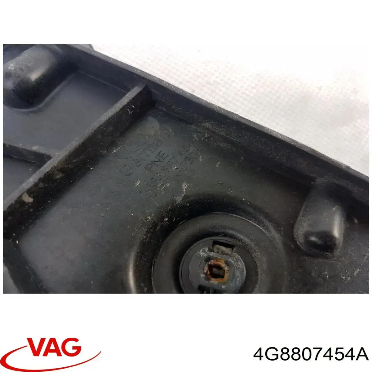 4G8807454A VAG soporte de parachoques trasero derecho