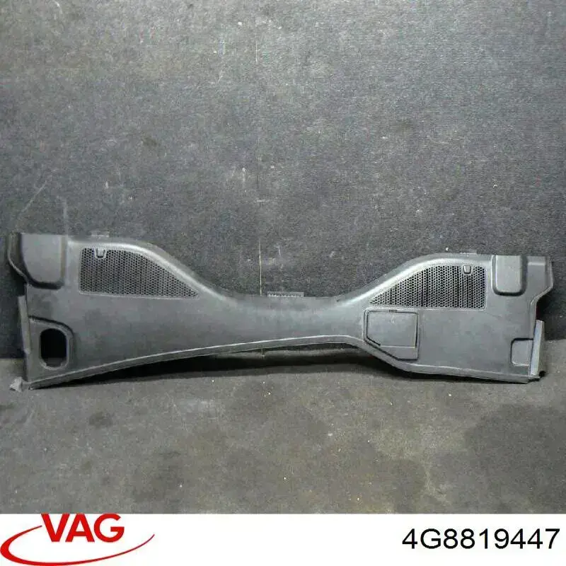 Vierteaguas 4G8819447 VAG