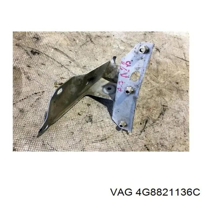 4G8821136C VAG Soporte delantero de guardabarros delantero derecho