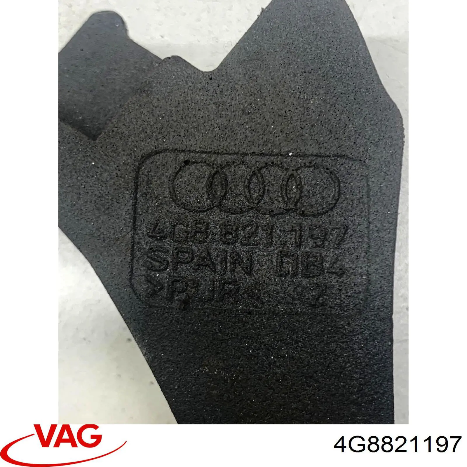  VAG 4G8821197