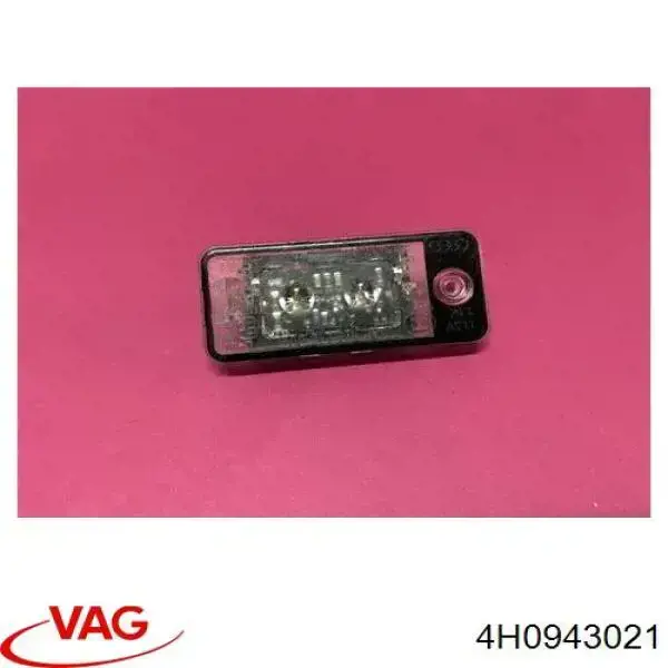 Luz matricula 4H0943021 VAG