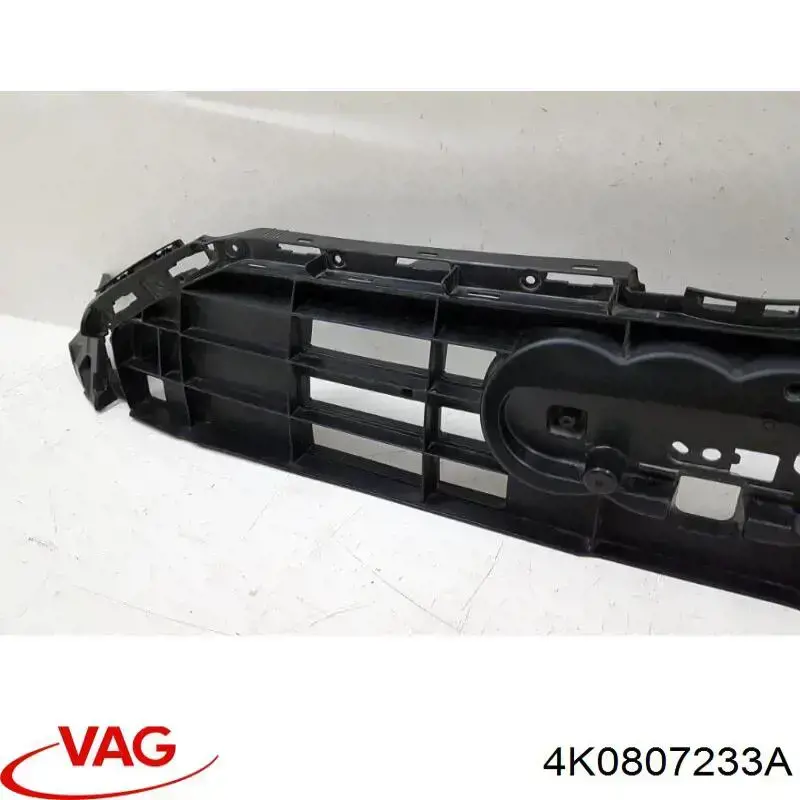 Soporte de parrilla del radiador VAG 4K0807233A precio, desde 103,35 EUR