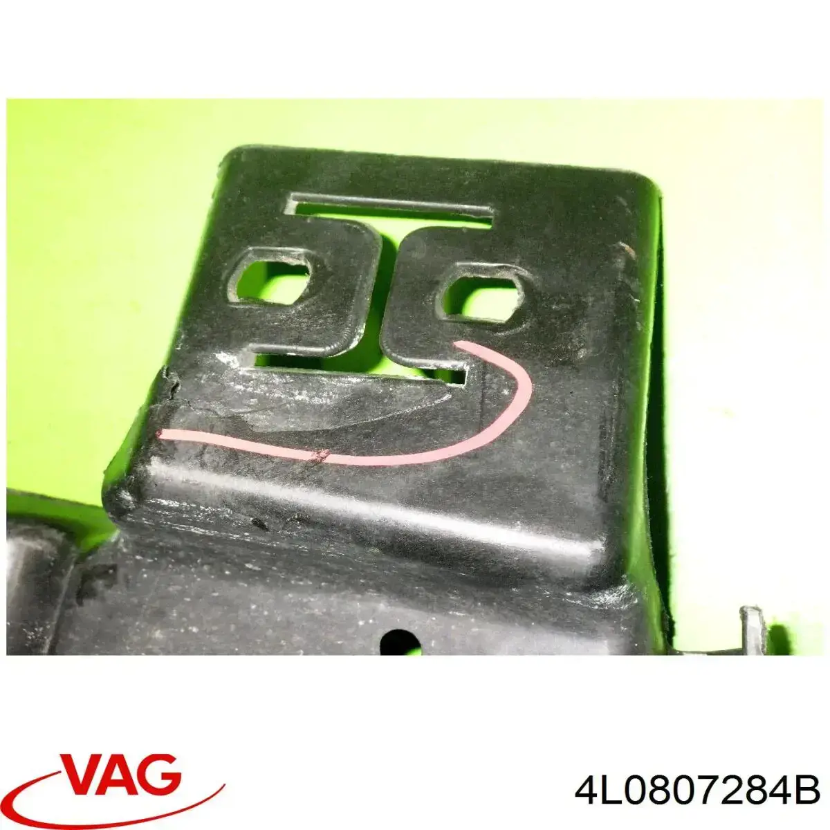 Comprar 4L0807284B VAG Guía derecha del parachoques delantero