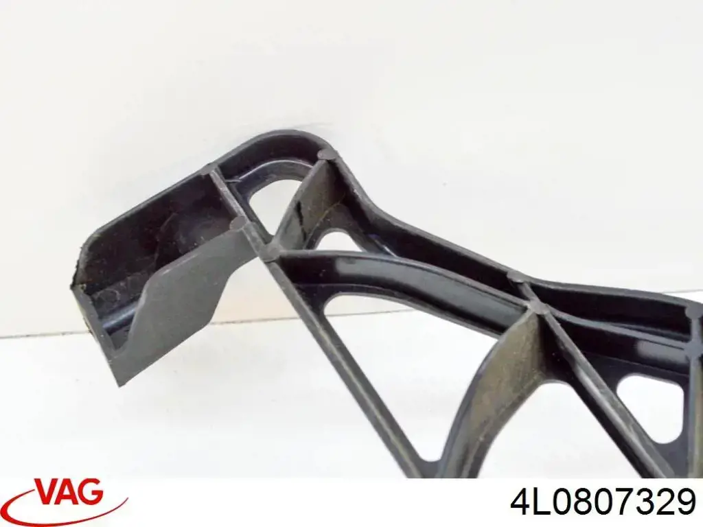 Comprar 4L0807329 VAG Soporte central del parachoques trasero