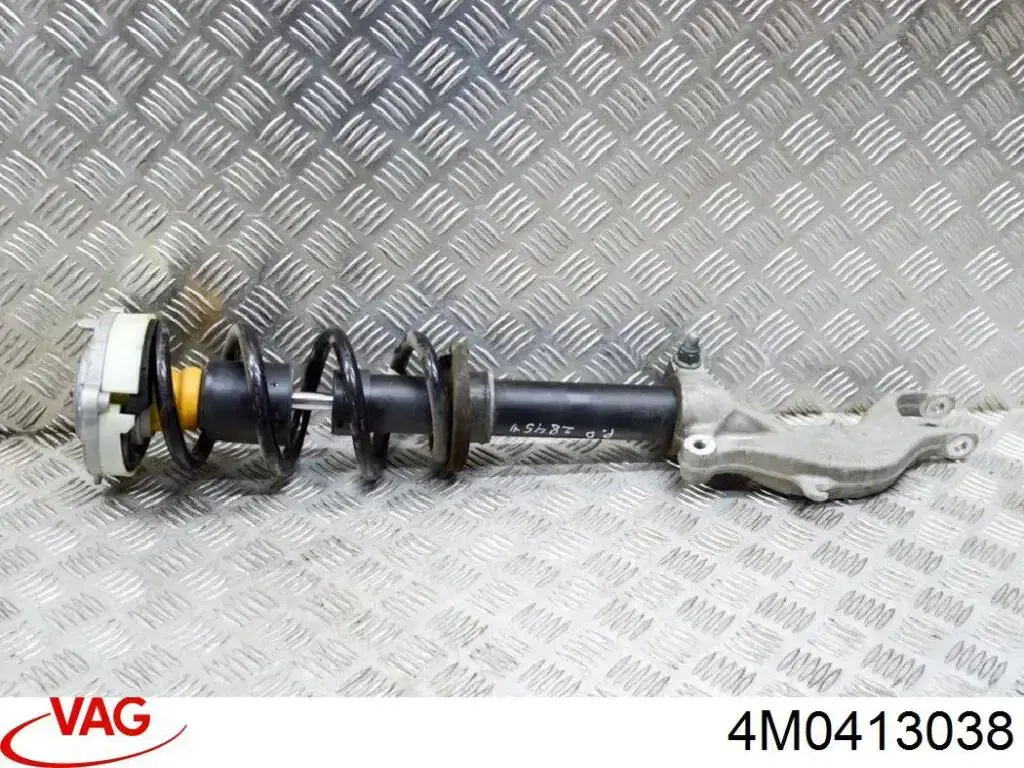 Horquilla inferior derecha del amortiguador delantero VAG 4M0413038 precio, desde 162,37 EUR