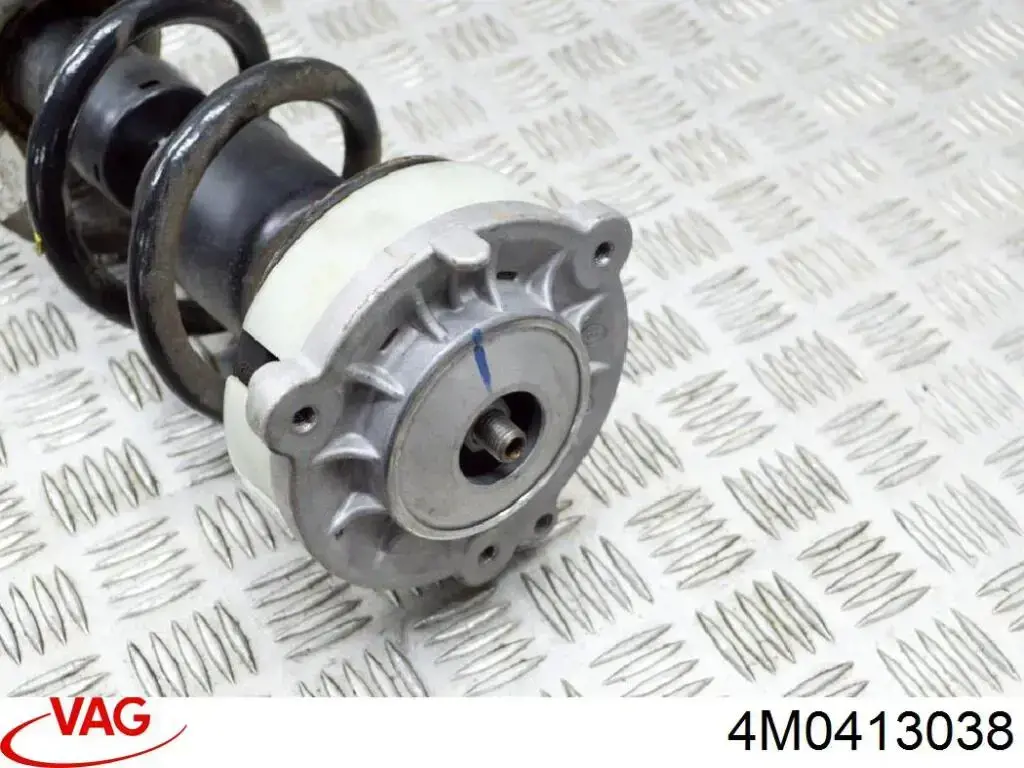 Comprar 4M0413038 VAG Horquilla inferior derecha del amortiguador delantero