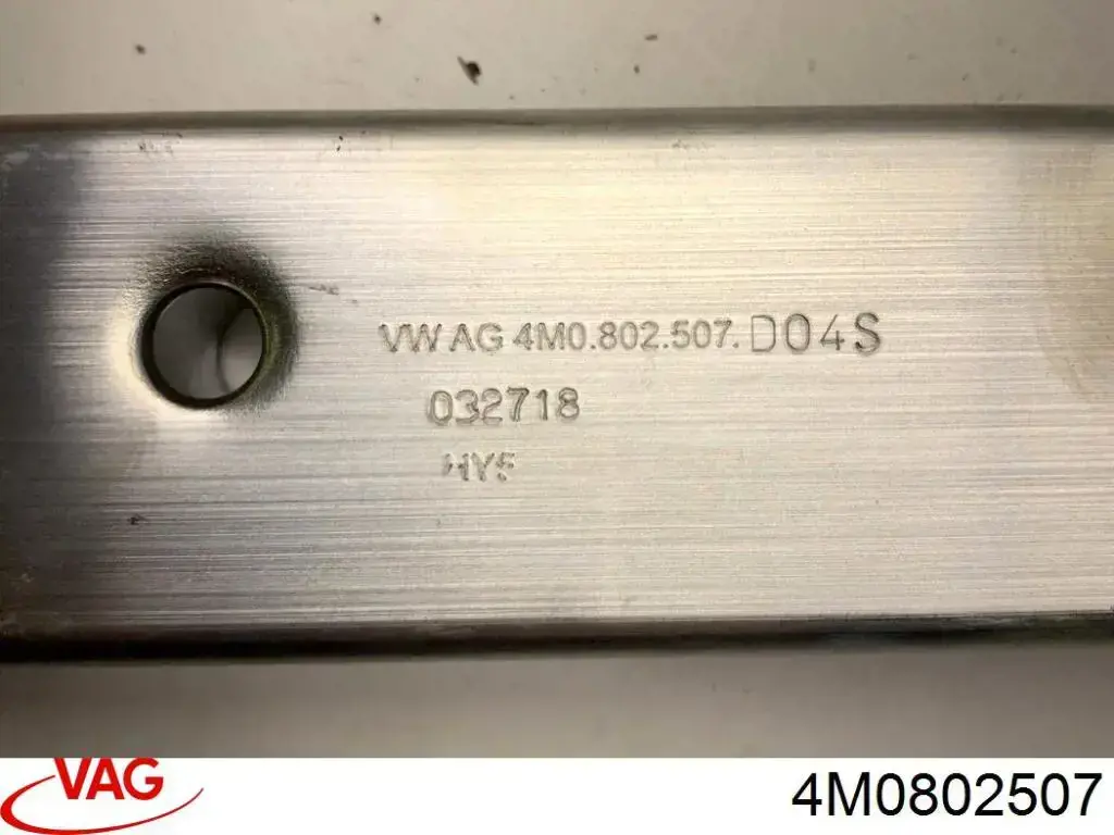 Comprar 4M0802507 VAG Soporte del refuerzo del parachoques delantero