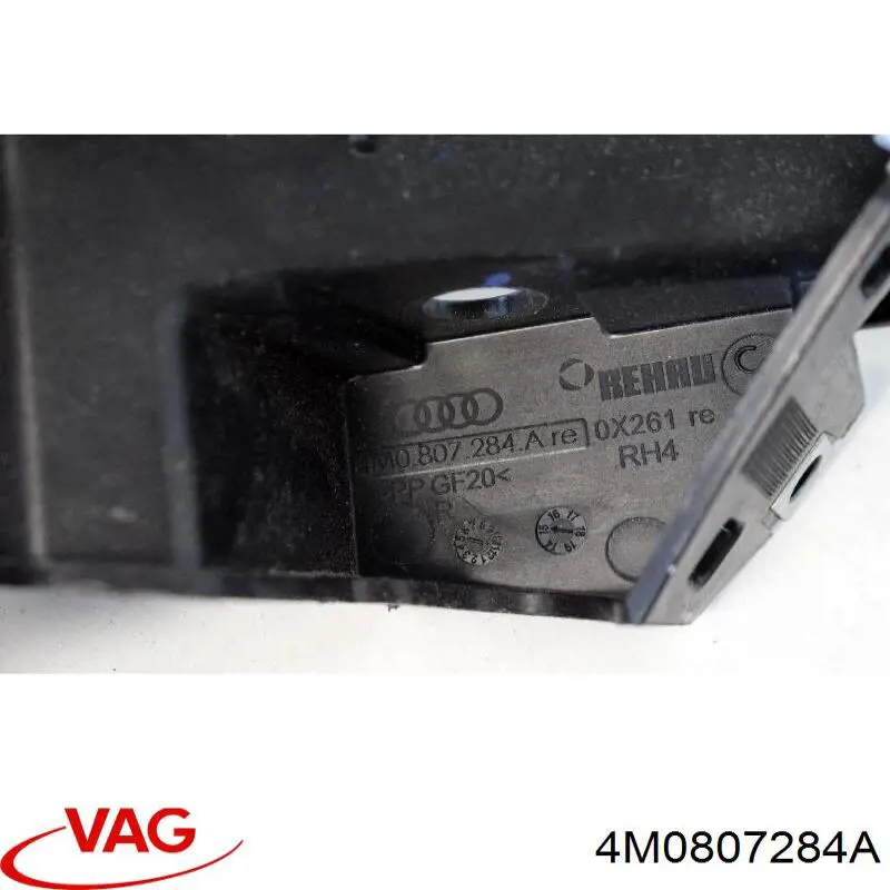 Comprar 4M0807284A VAG Soporte delantero de guardabarros delantero derecho
