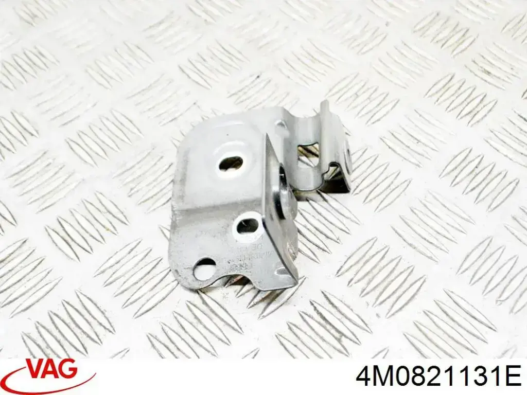 Soporte delantero izquierdo para aleta delantera VAG 4M0821131E precio, desde 45,60 EUR