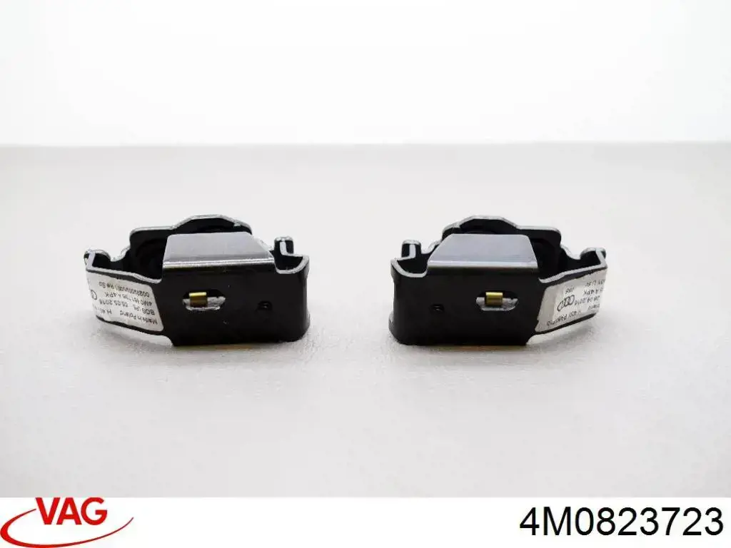 Sellador del capó 4M0823723 VAG