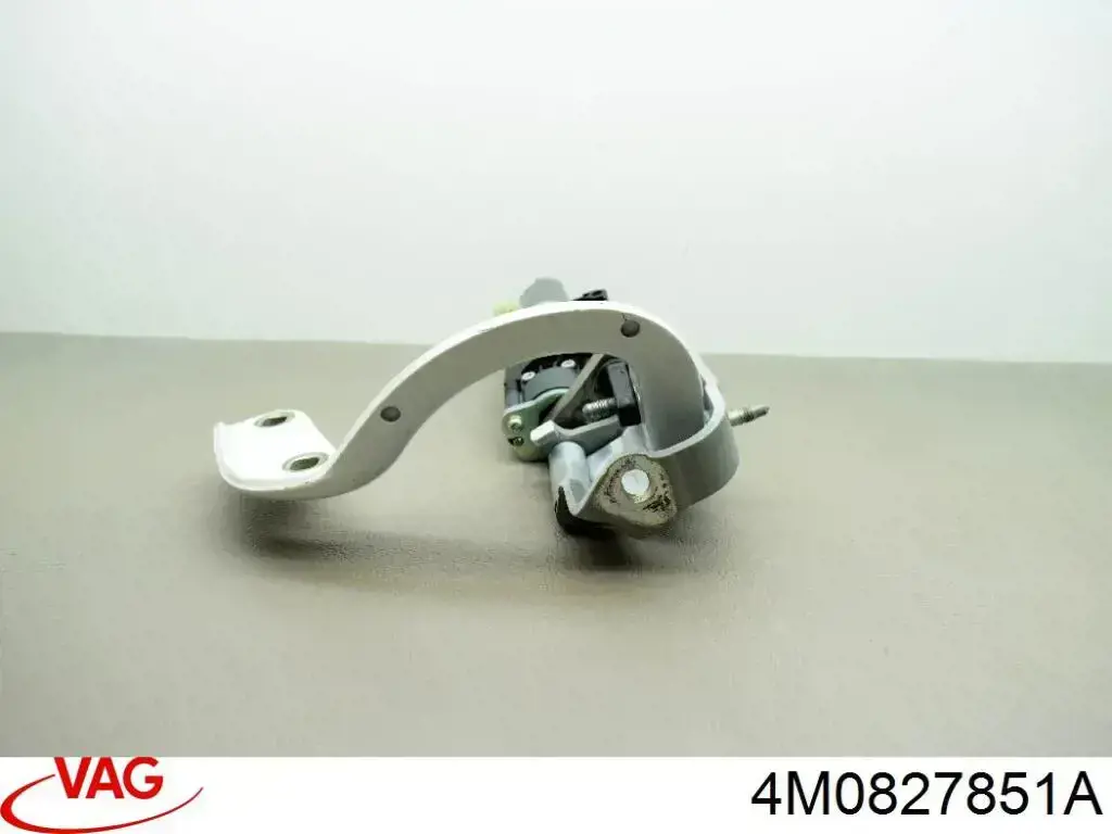 Motor de apertura y cierre del maletero 4M0827851A VAG