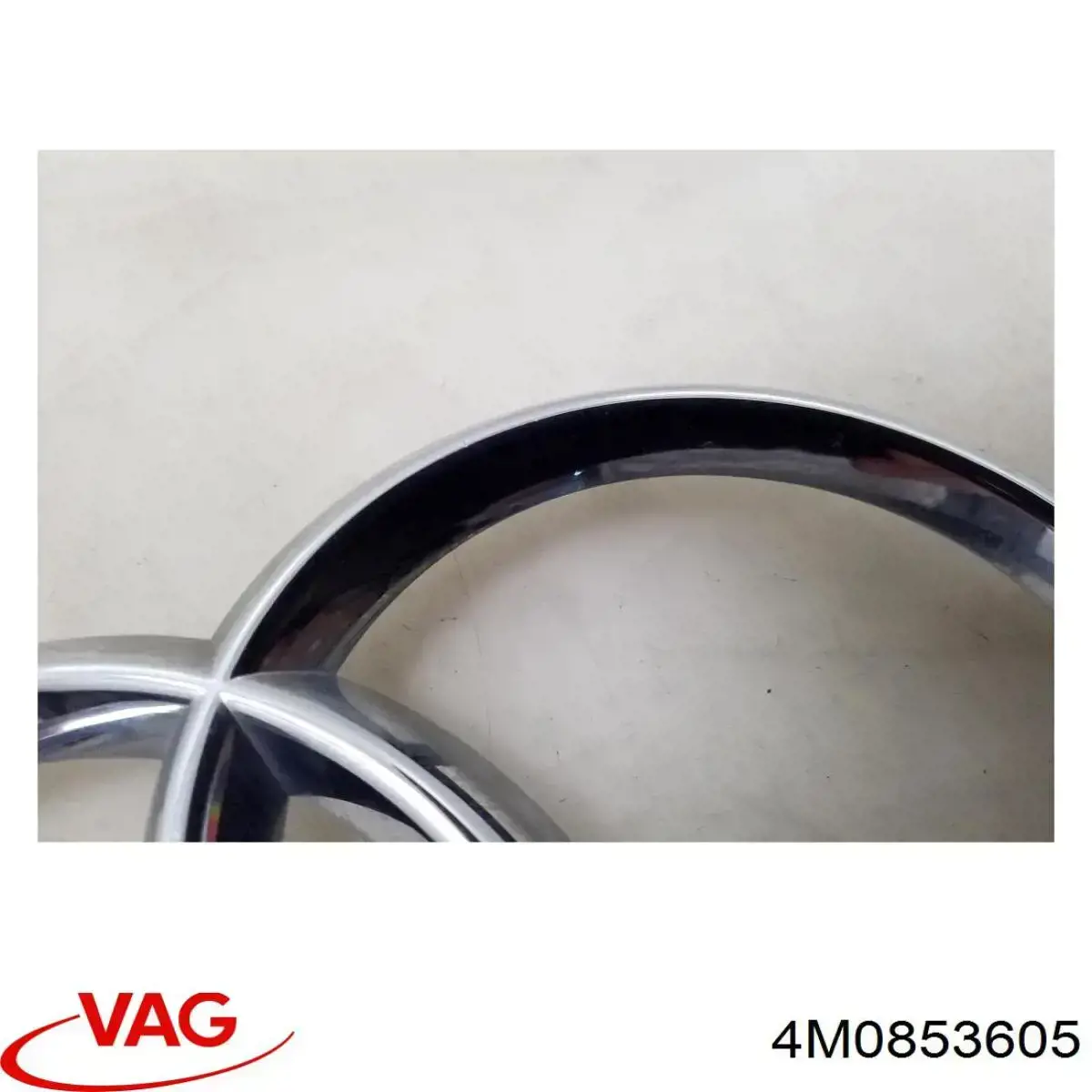 Comprar 4M0853605 VAG Emblema de la parrilla del radiador
