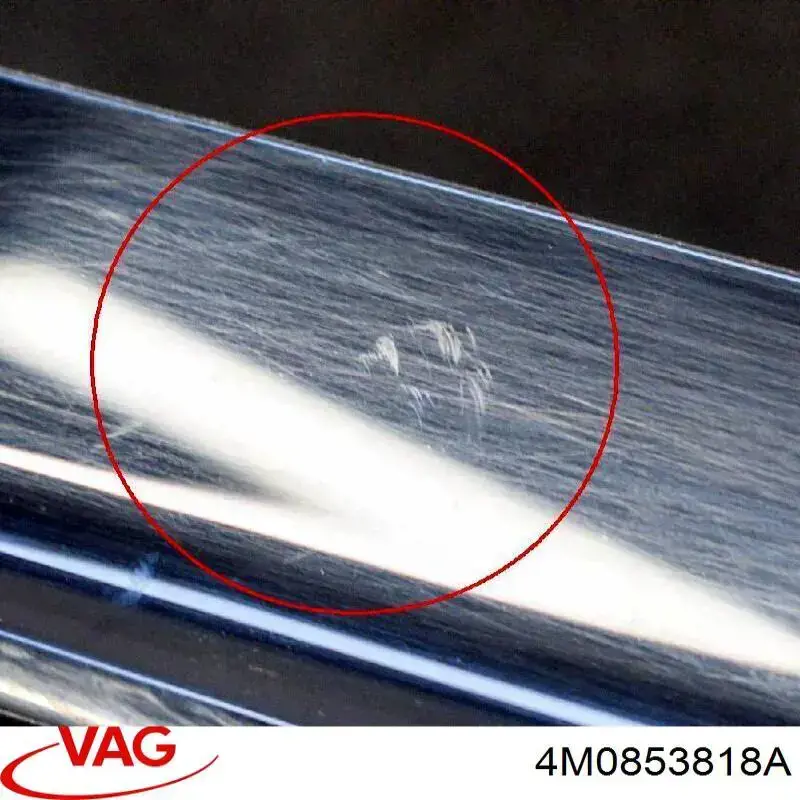 Aletín guardabarros trasero derecho VAG 4M0853818A