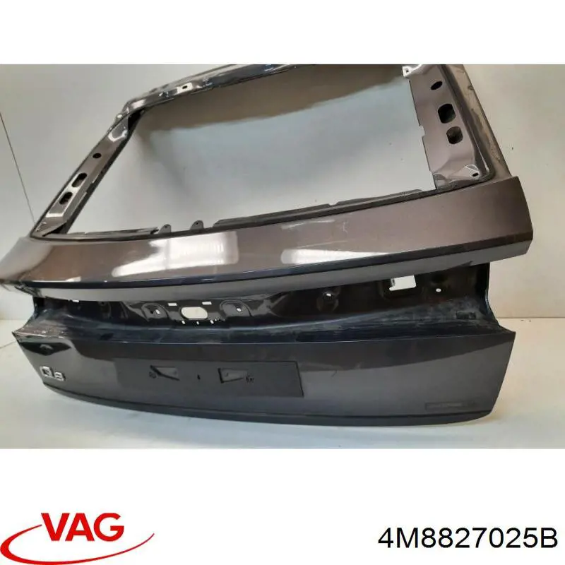 4M8827025B VAG Tapa de maletero