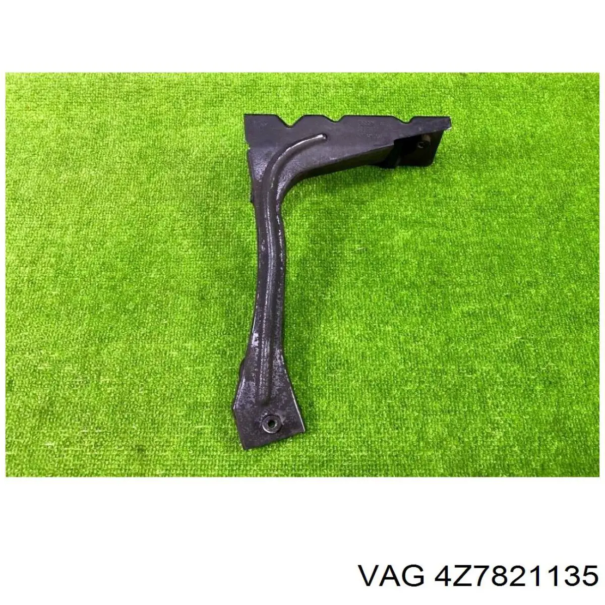  VAG 4Z7821135