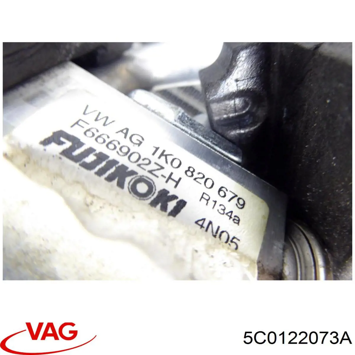 Manguito de líquido refrigerante VAG 5C0122073A precio, desde 131,23 EUR