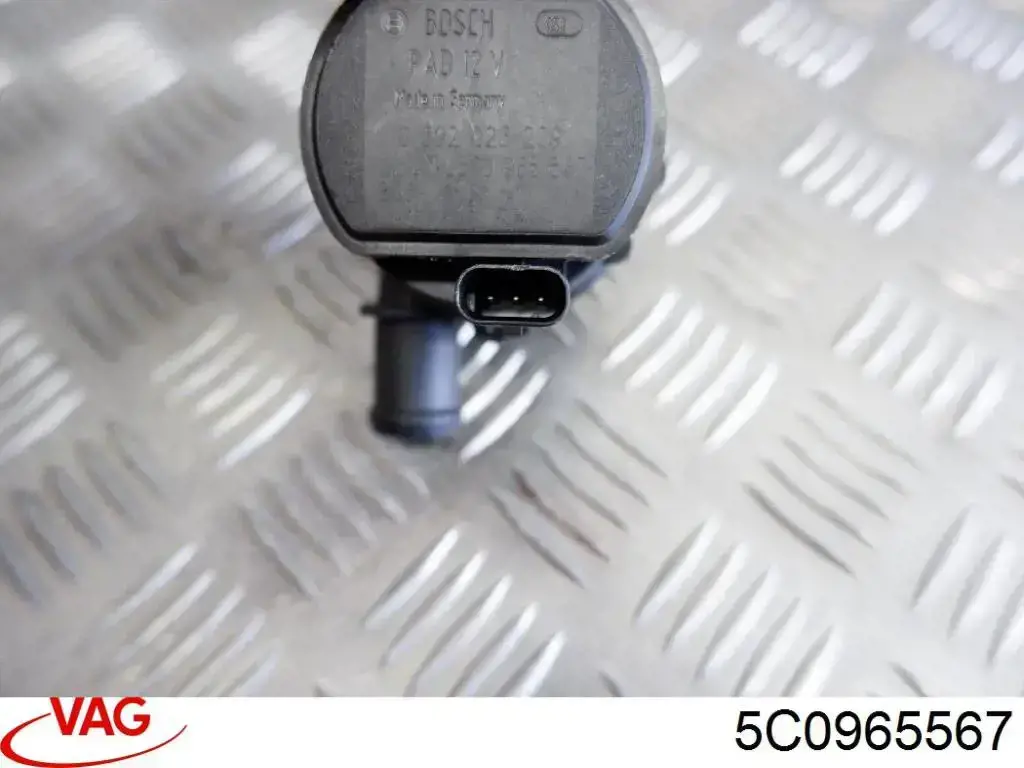 Comprar 5C0965567 VAG Bomba de agua eléctrica auxiliar