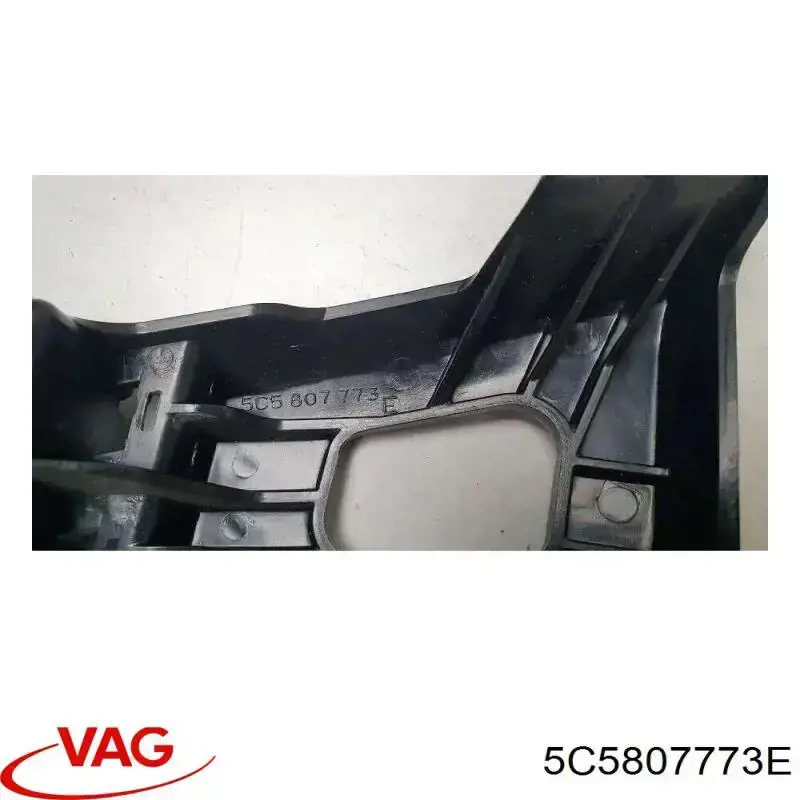 Soporte de parachoques delantero izquierdo VAG 5C5807773E precio, desde 32,06 EUR
