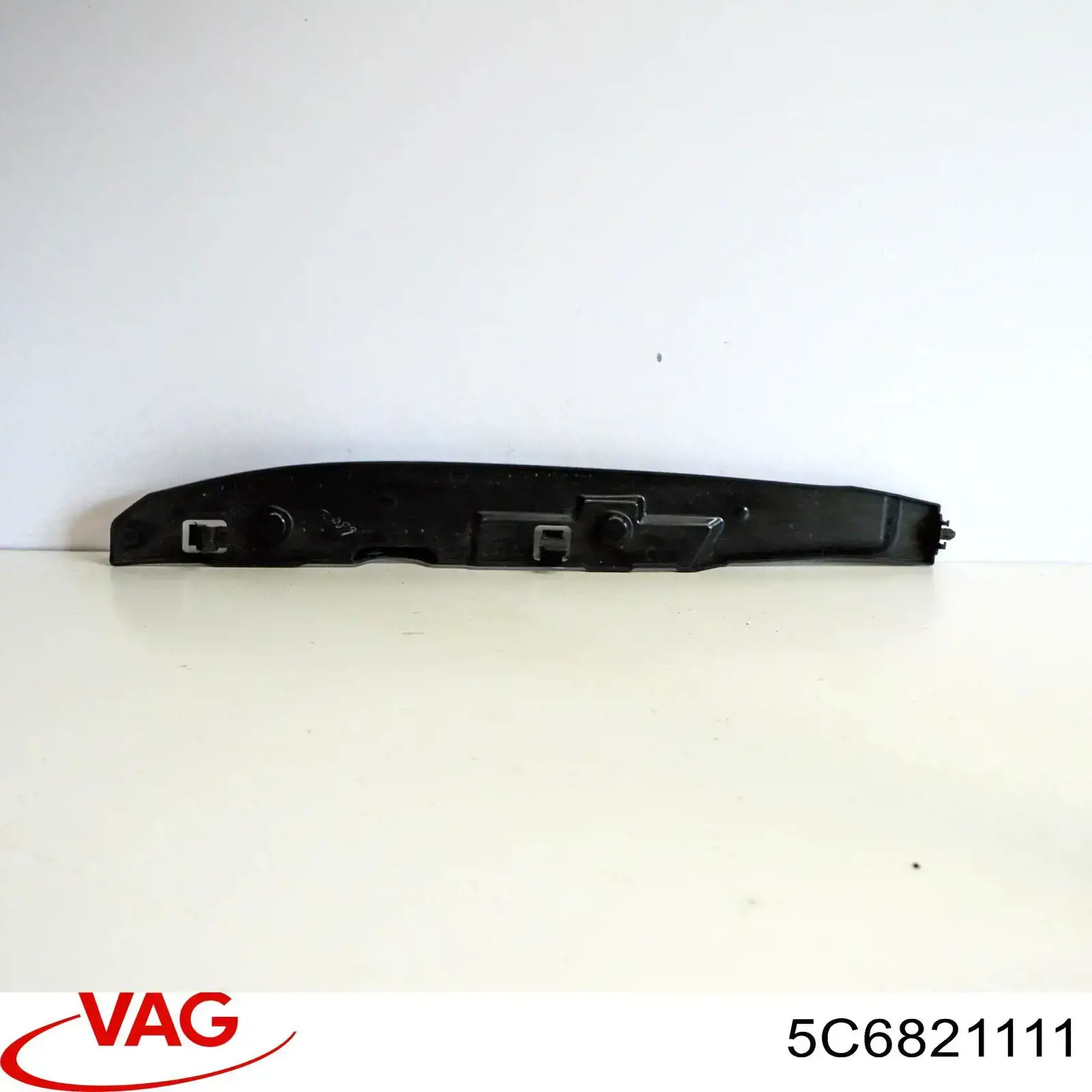 Sellado de guardabarros VAG 5C6821111 precio, desde 36,49 EUR