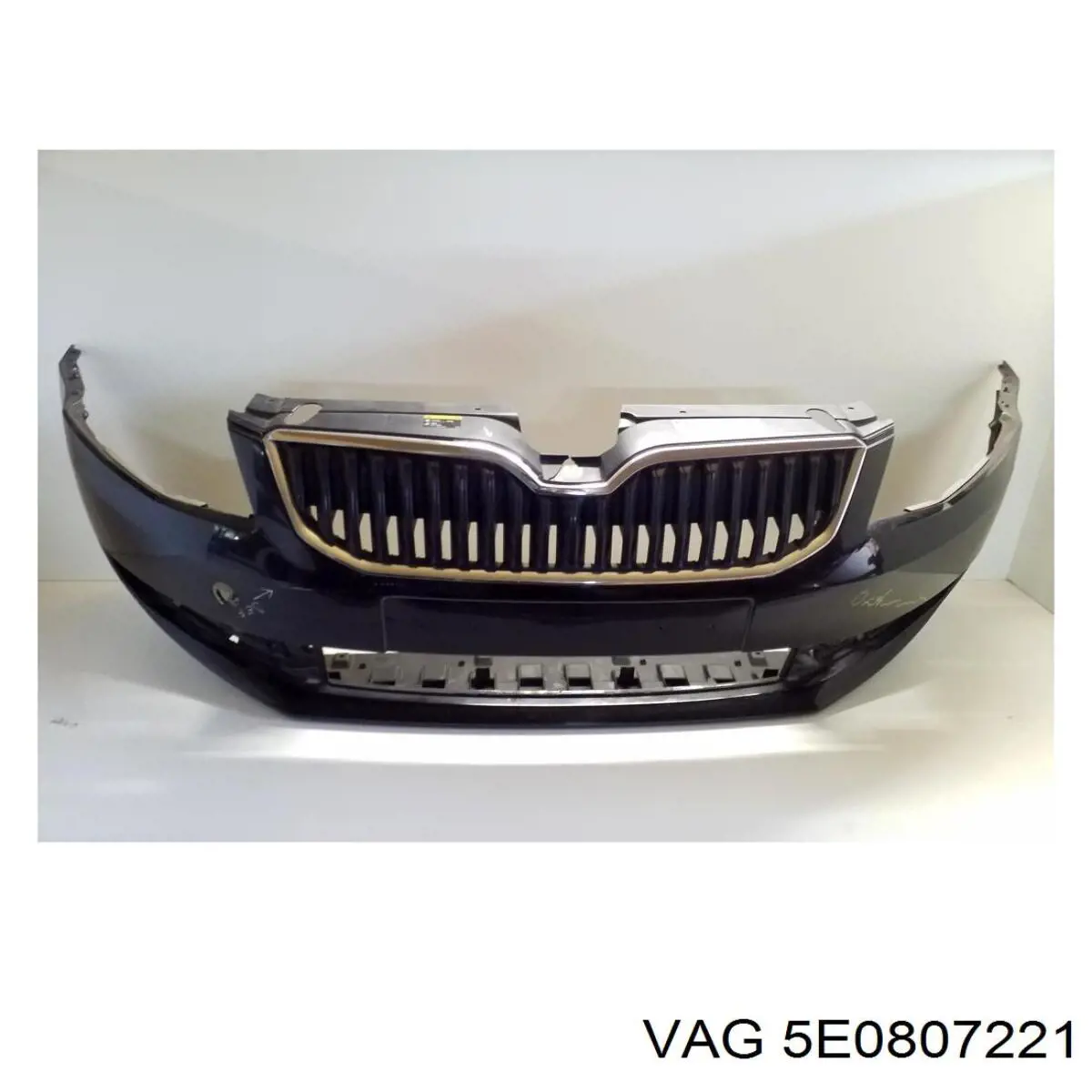 Parachoques delantero VAG 5E0807221 precio, desde 142,83 EUR